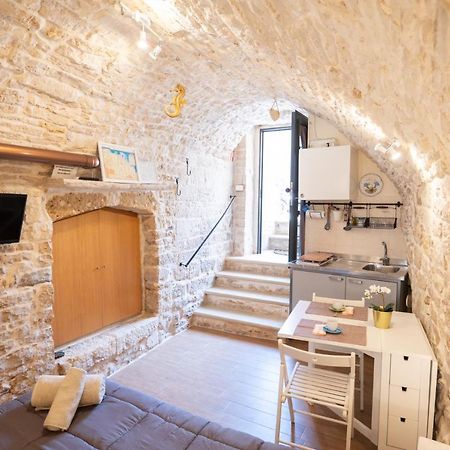 Hotel Piccola Pietra Bianca à Giovinazzo Extérieur photo