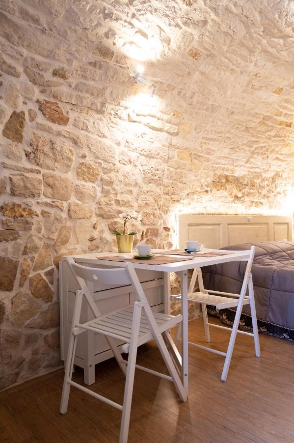 Hotel Piccola Pietra Bianca à Giovinazzo Extérieur photo
